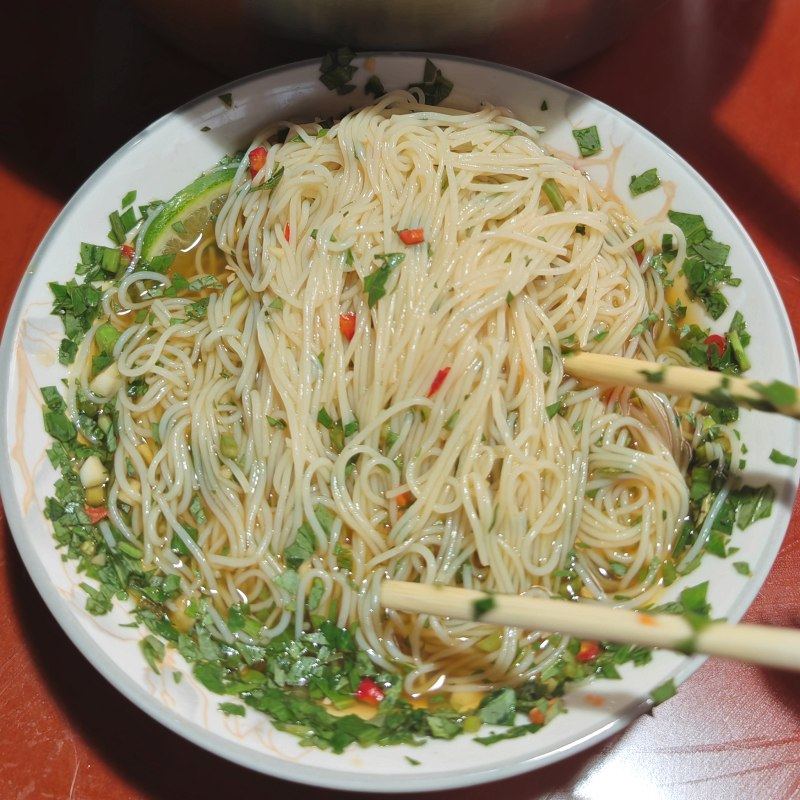 傣味细米线云南德宏米线酸辣米线柠檬米线方便速食米线傣味米线