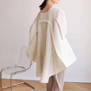 日系斗篷褶皱上衣女春夏不规则设计感大码宽松遮肉显瘦纯色套头衫