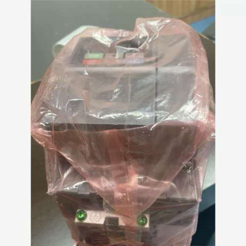 议价全新变频器VFD015EL21W
