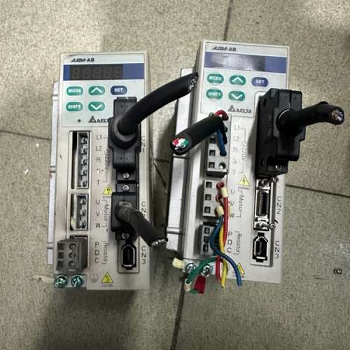 台达驱动器ASD-A0121-AB 100w 实图拍摄