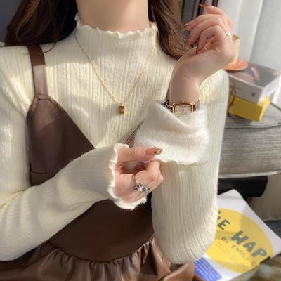 苏三三 白色加绒打底衫女2025秋冬新款毛衣内搭高级感木耳边上衣