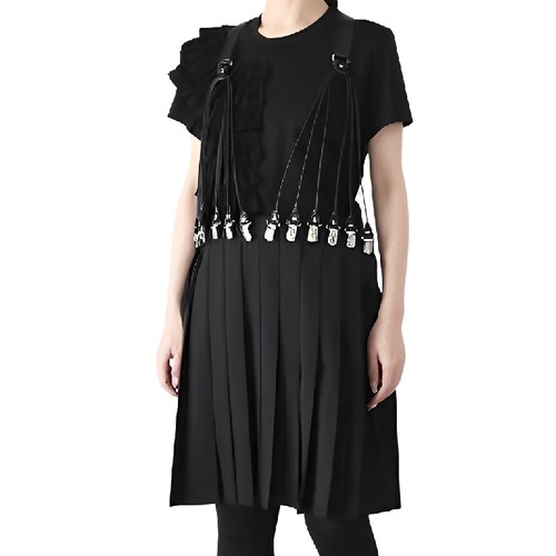 定制2024秋冬小众背带裙暗黑系先锋设计师小众风琴褶个性重工时髦