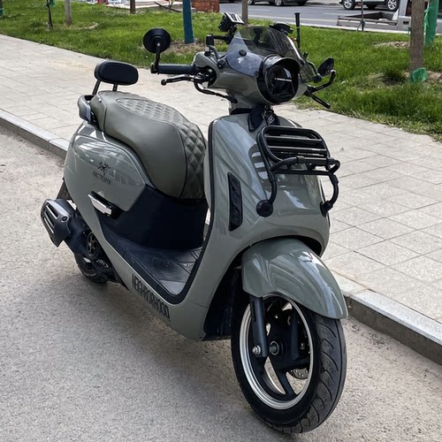 本田NS125LA小拉复古踏板摩托车