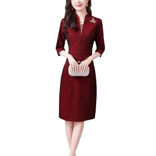 红色礼服连衣裙中袖2026年春秋新款女装喜庆婆婆妈妈宴会收腰包臀