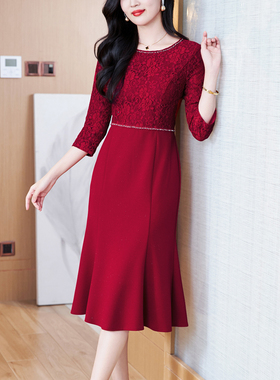 红色晚礼服连衣裙女2025年春秋新款高端洋气蕾丝婆婆假两件鱼尾裙