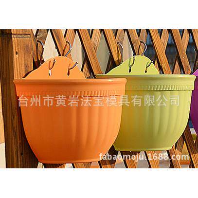 挂壁绿植花盆半圆形绿萝花盆墙面吊篮盆储水带隔水板花盆模具
