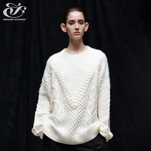 immune system免疫系统 Pure White 立体V形编织扭花廓形宽松毛衣