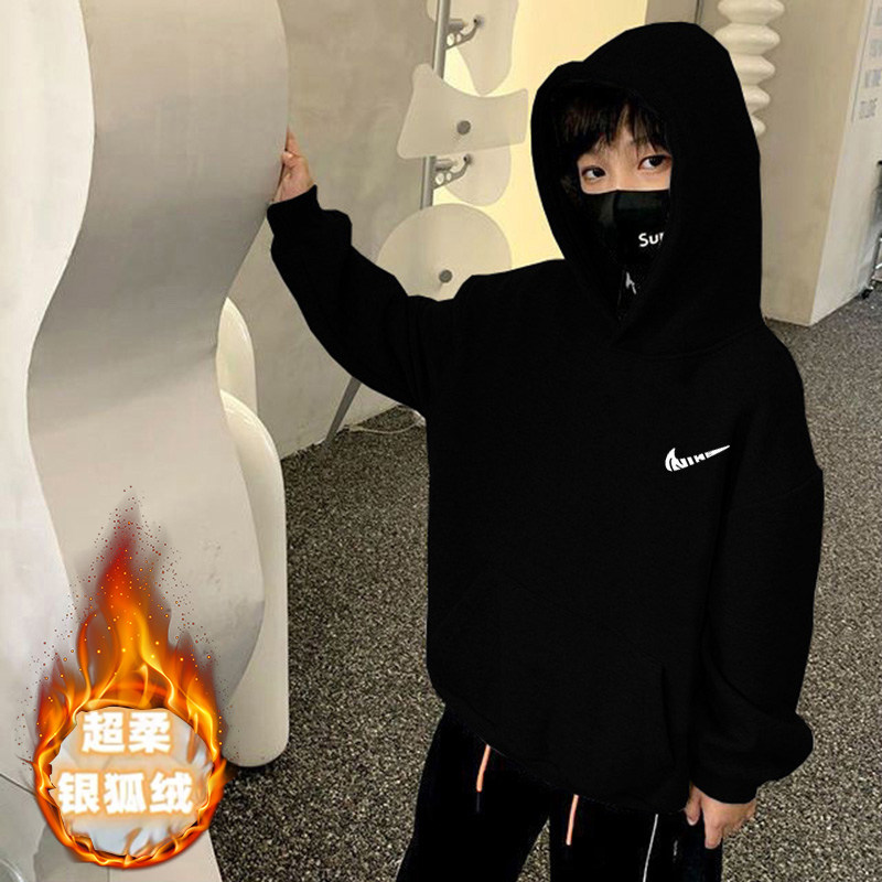 黑色男童加绒连帽卫衣2025新款中大童外套秋冬儿童上衣酷帅男孩潮