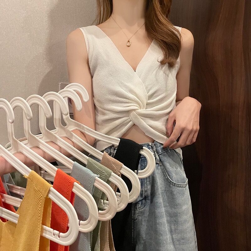 Korean waistcoat with cross collar and slim knit top