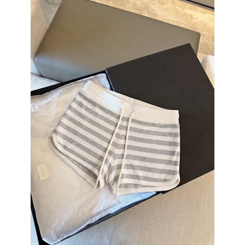 沐染家少女简约休闲条纹短裤女