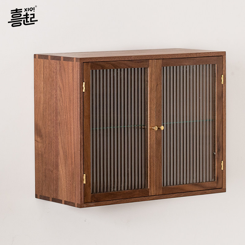 黑胡桃实木壁挂式展示柜 防尘透明水杯茶杯模型收纳盒吊柜壁柜