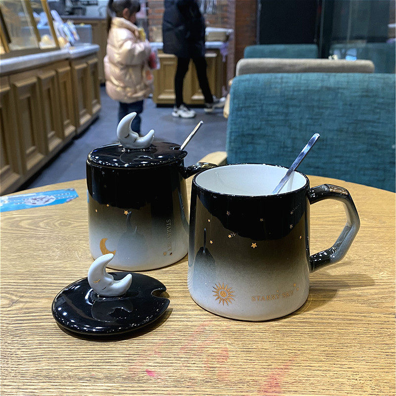 高颜值星空马克杯创意陶瓷水杯带盖子勺情侣咖啡杯男女网红礼盒杯
