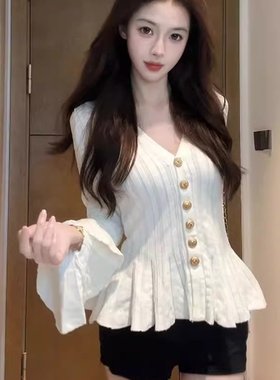 韩版小众毛衣开衫女秋冬新款千金感喇叭袖上衣气质长袖针织衫