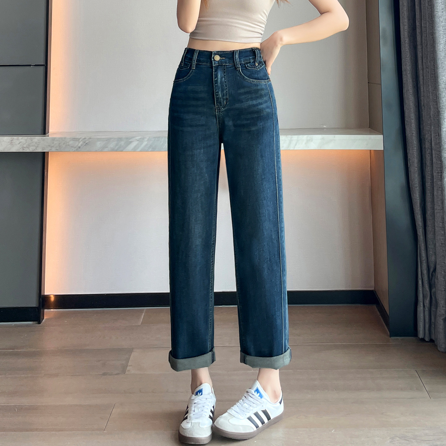 薄款简约显瘦九分哈伦牛仔裤女