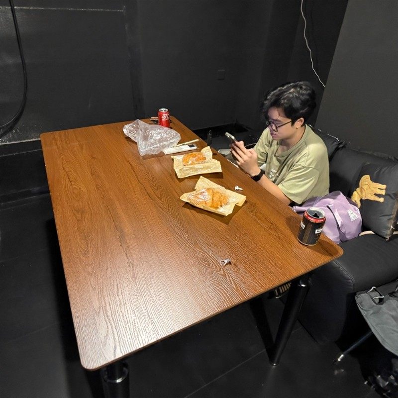 轻奢商用实木餐桌长方形简约中古风餐厅餐饮酒店清吧烧烤店小吃店