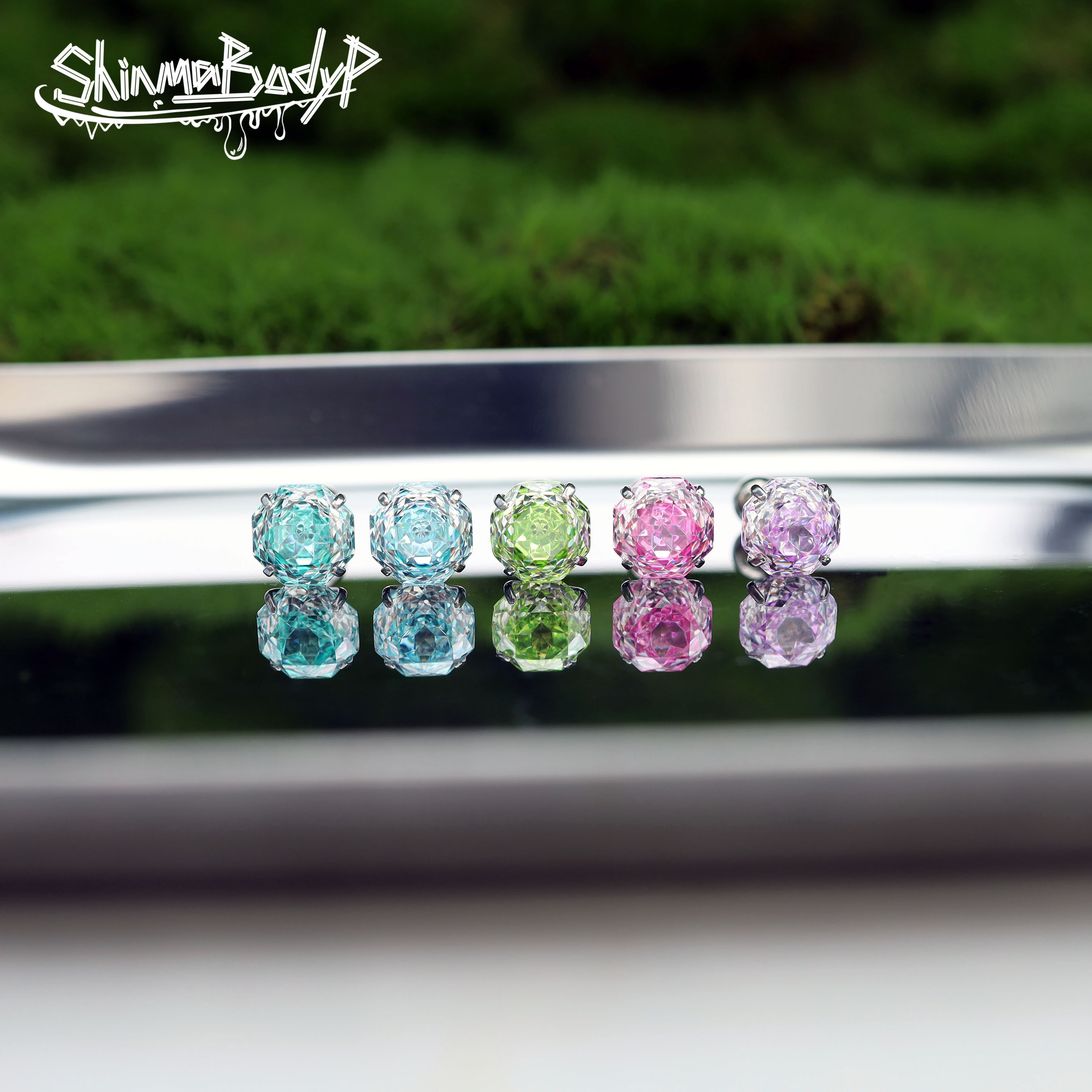 F-136钛合金八方玫瑰切锆石耳钉