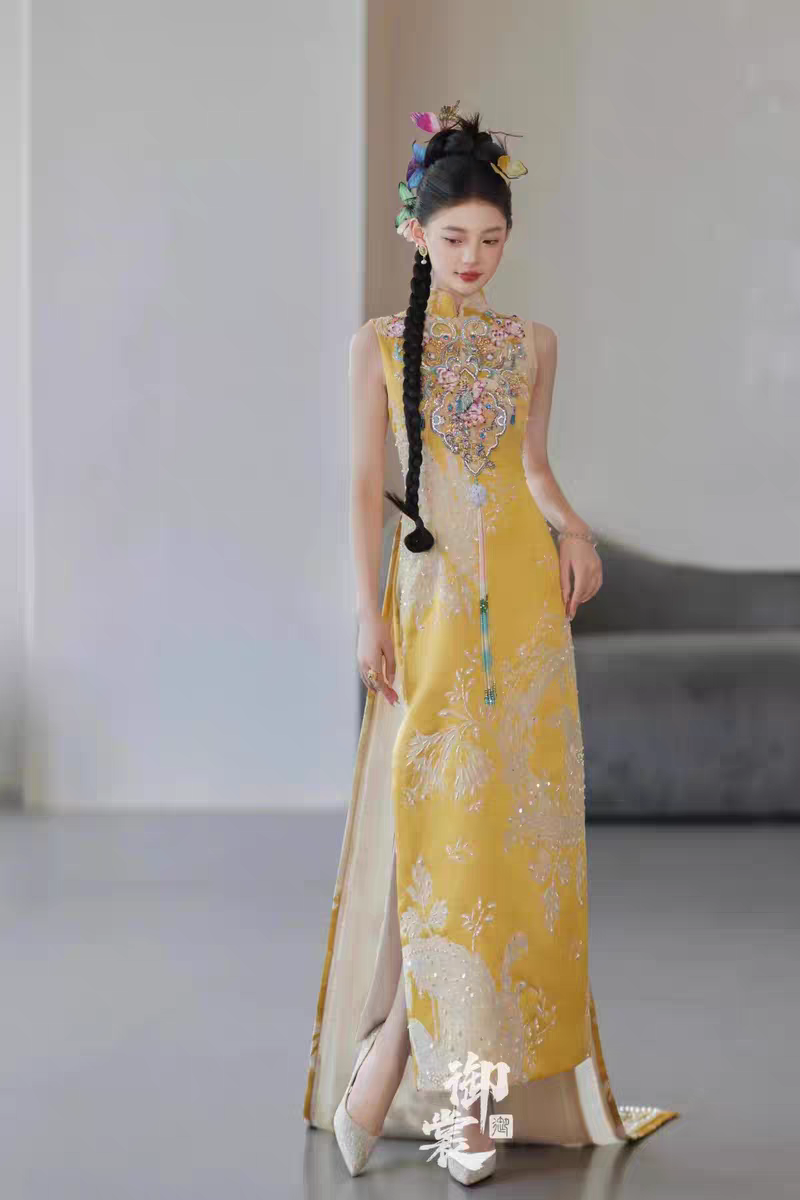 出租新中式黄色旗袍结婚订婚敬酒服2026新款拖尾晨袍重工敬茶礼服