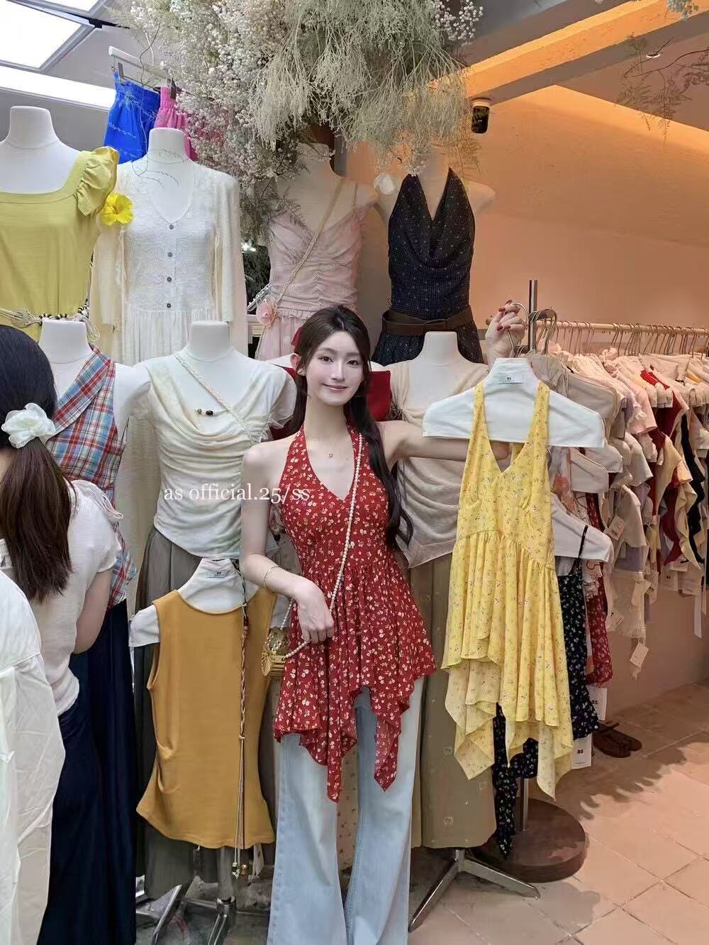 2026夏季新款不规则挂脖雪纺衫女夏甜美时尚气质减龄碎花背心吊带图片
