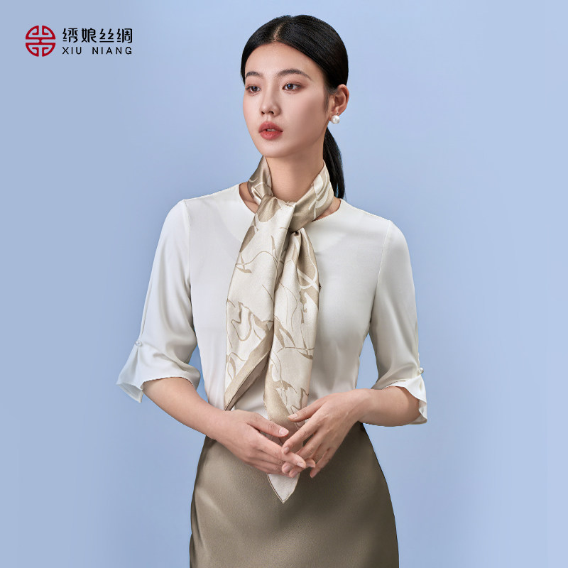 绣娘丝绸复古女新款方巾图片