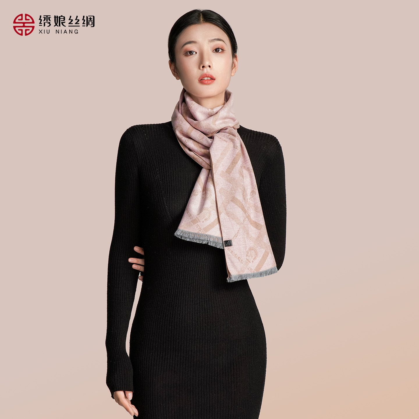 绣娘丝绸真丝绒围巾保暖护颈围脖