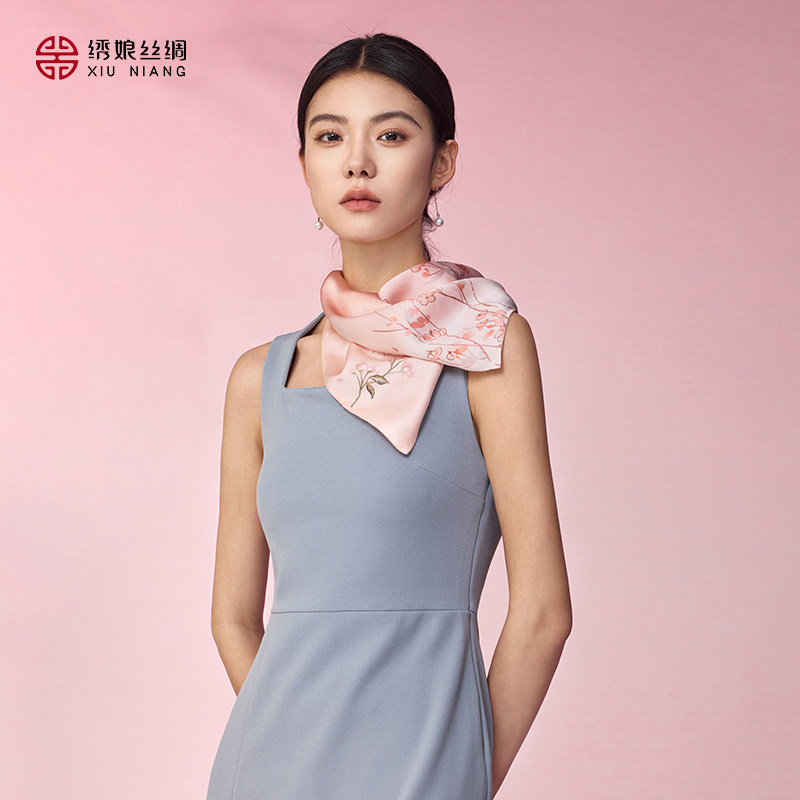 绣娘丝绸手工苏绣小方巾图片