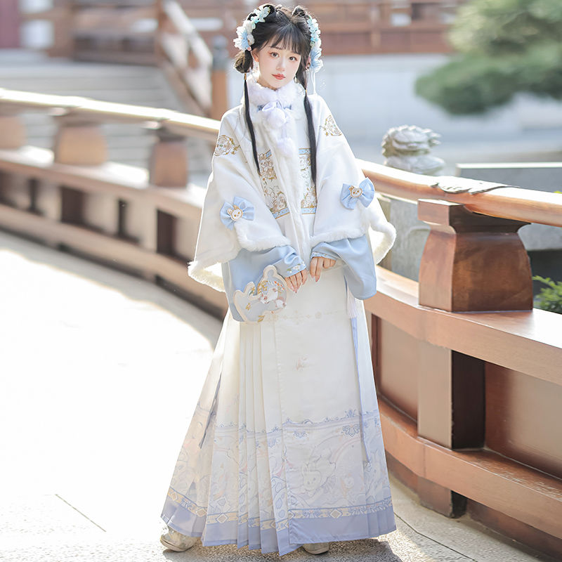 喜柚兔绒绒原创汉服女明制马面裙短袄立领琵琶袖日常秋冬加绒套装