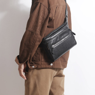 個性 潮牌設計感小眾胸包 原創真皮男包單肩斜挎包頭層牛皮橫款 新款