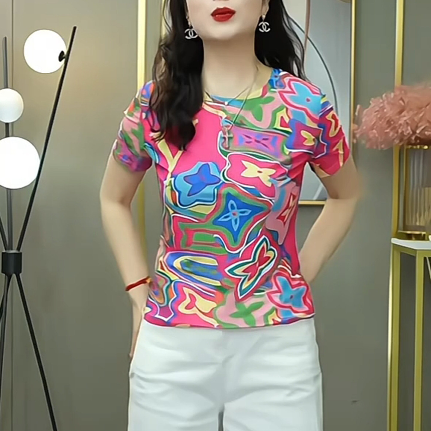 布多欣时尚印花显瘦短袖T恤女图片