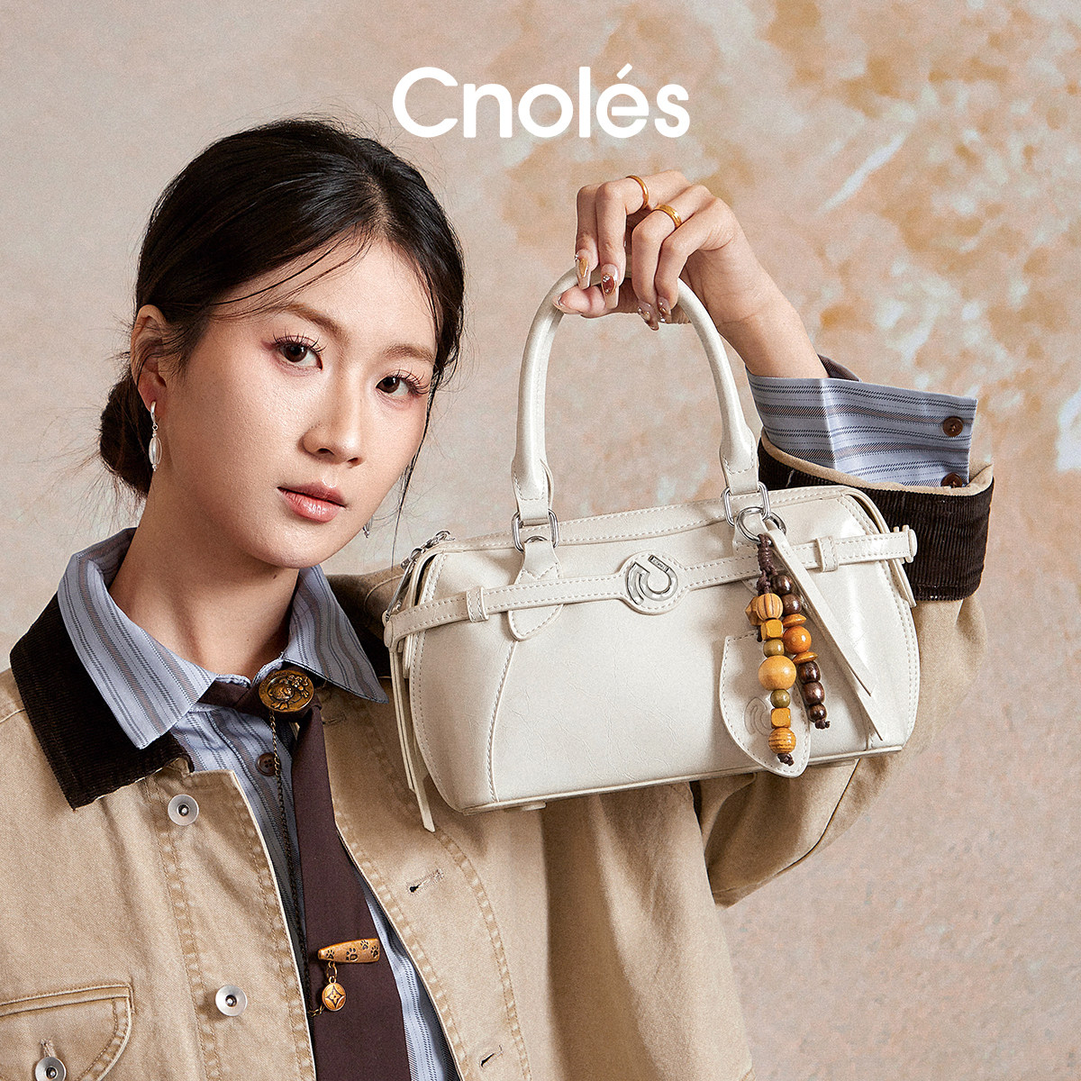 Cnoles蔻一挽卿包白色保龄球包包女新款波士顿手提包百搭单肩包女