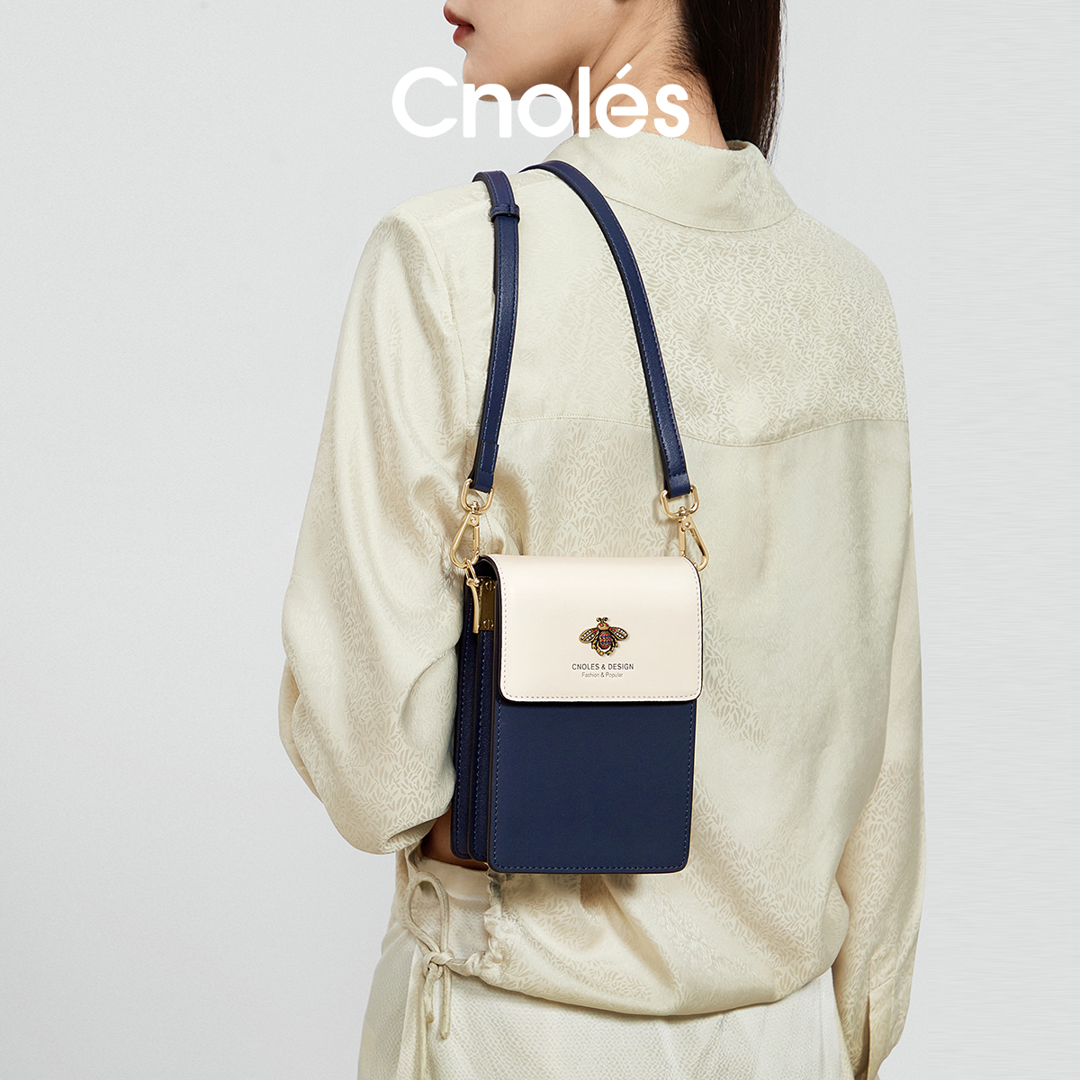 真皮手机包女夏2022新款小包女