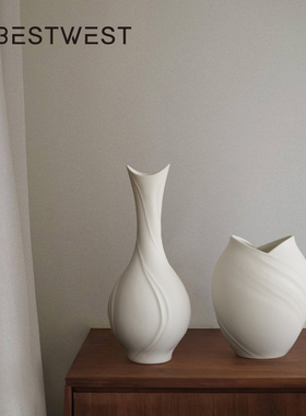 宋代美学花瓶陶瓷摆件新中式创意复古白色餐桌艺术花器轻奢高级感