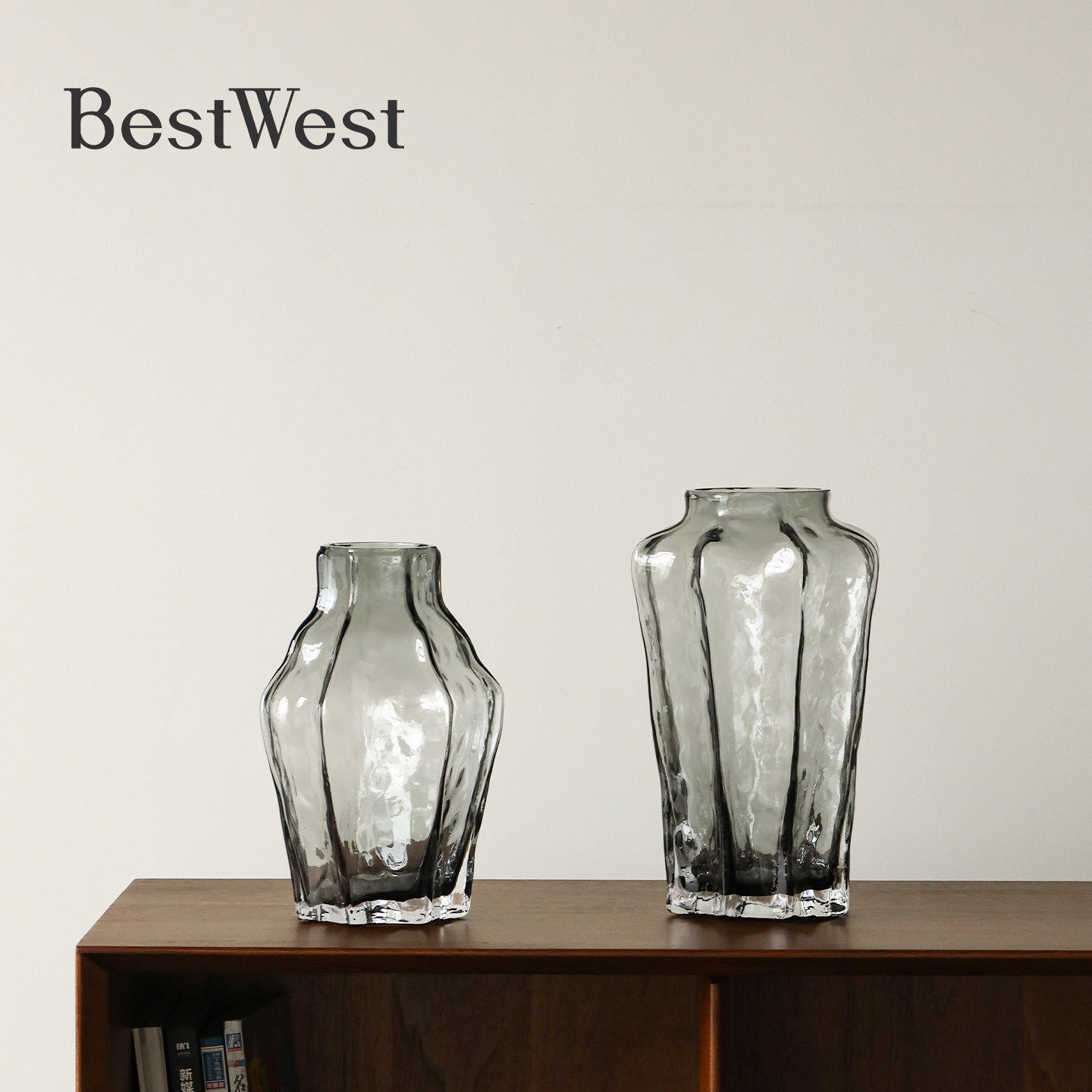 BEST WEST 烟灰棱纹玻璃花瓶轻奢高级感水养花器客厅餐桌插花摆件