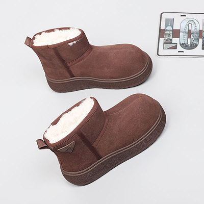 特大码女鞋41一43冬季2025新款棉靴时尚宽胖脚特大号加厚雪地靴女