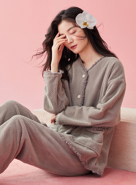 秋冬款珊瑚绒睡衣女简约开衫高级感家居服春秋保暖薄绒可外穿套装