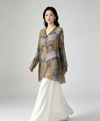2026夏季新款大码真丝印花V领套头衫女长袖桑蚕丝百搭上衣油画风
