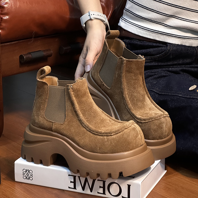 磨砂真皮大头厚底马丁靴女