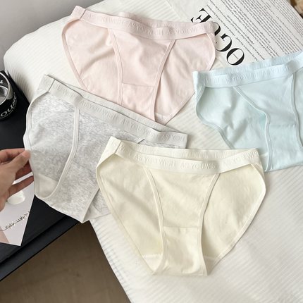 少女高开叉性感纯内裤女生舒适全裤7A抑菌纯欲性感细带三角短裤