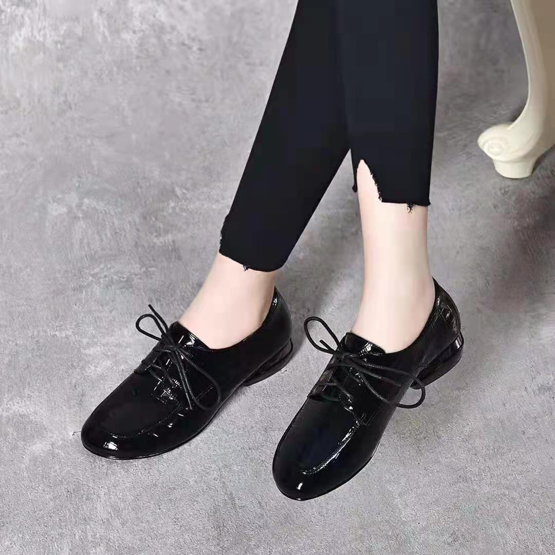 新款软底系带真皮英伦风小皮鞋