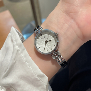 正品2024新款手表女款学生初高中轻奢小众高颜值简约女生手链表