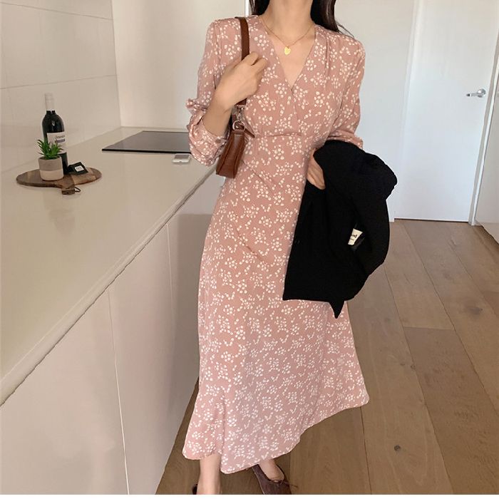 Korean autumn and winter soft floral collar mid length lace up long sleeve dress