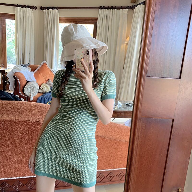 French niche retro avocado chic summer knitting waist, versatile slim Hong Kong Style Dress