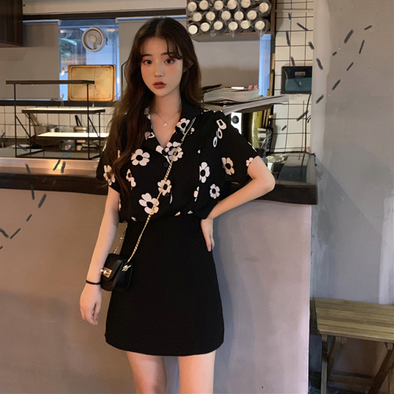 Spring dress Korean version elegant style foreign style age reduction loose Lapel versatile short sleeve shirt female student