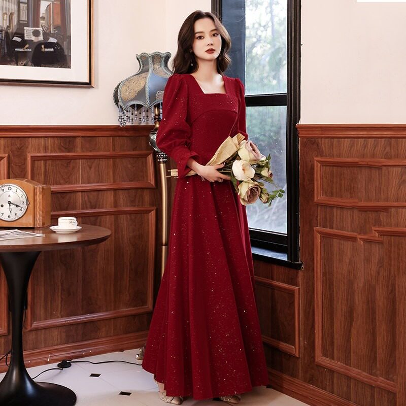 红色长袖敬酒服新娘显瘦日常订婚连衣裙高级感亮片回门宴礼服长裙