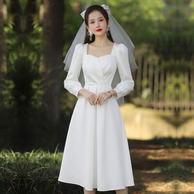 法式轻奢长袖方领小白订婚礼服裙