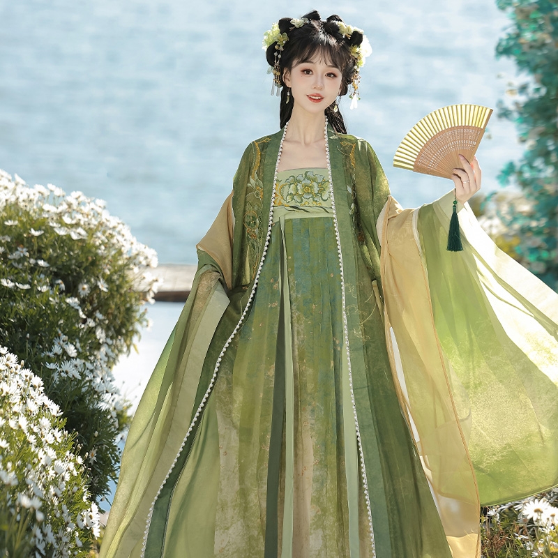 一片式齐胸襦裙汉服女