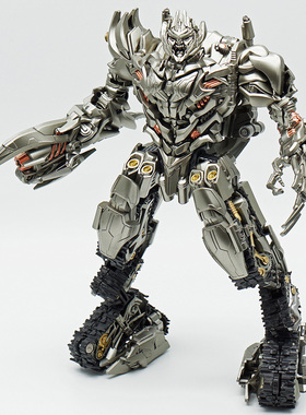 佳乐煌变形玩具8807精涂版带灯光坦克威电影版SS13原大机器人模型