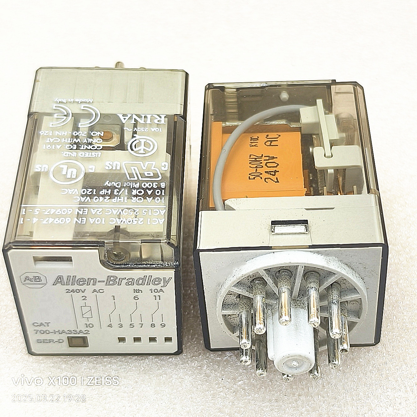 CAT 700-HA33A2 240VAC 原装正品AB/罗克韦尔继电器 CAT 700HN126