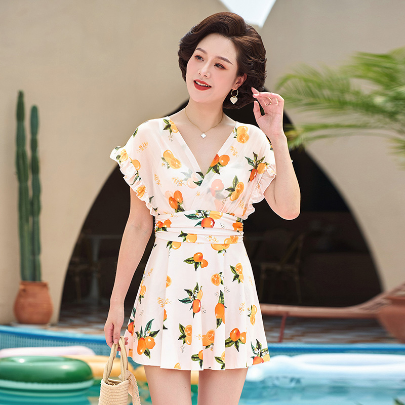 泳衣女2025新款夏加肥加大码高级感遮肚显瘦保守泡温泉海边游泳装