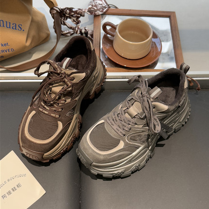 贵足范2025冬新厚底复古老爹鞋反绒皮加绒保暖增高休闲运动6718-5