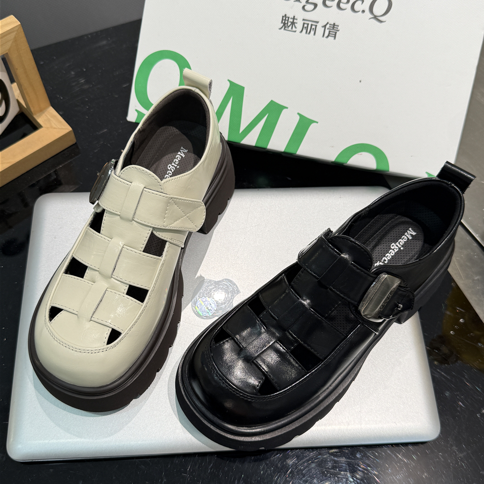 Meeigeec.Q松糕厚底配裙子镂空洞洞鞋女春夏凉鞋乐福小皮鞋20-27